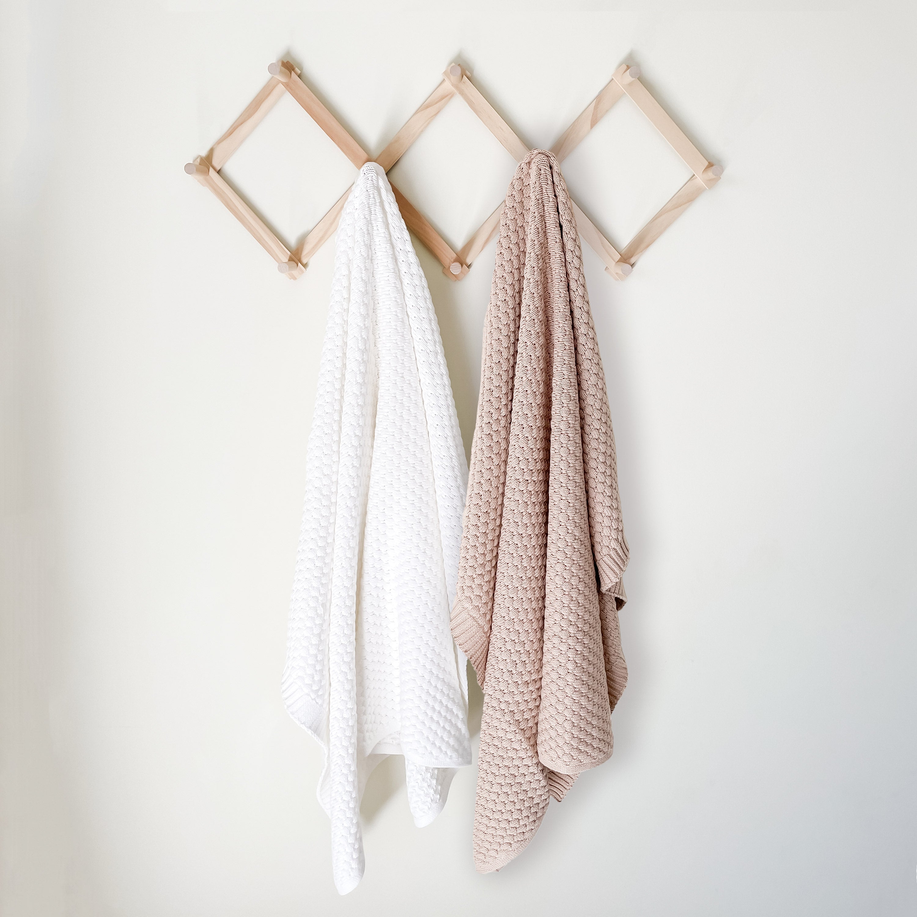Diamond Knit Baby Blanket Oatmeal