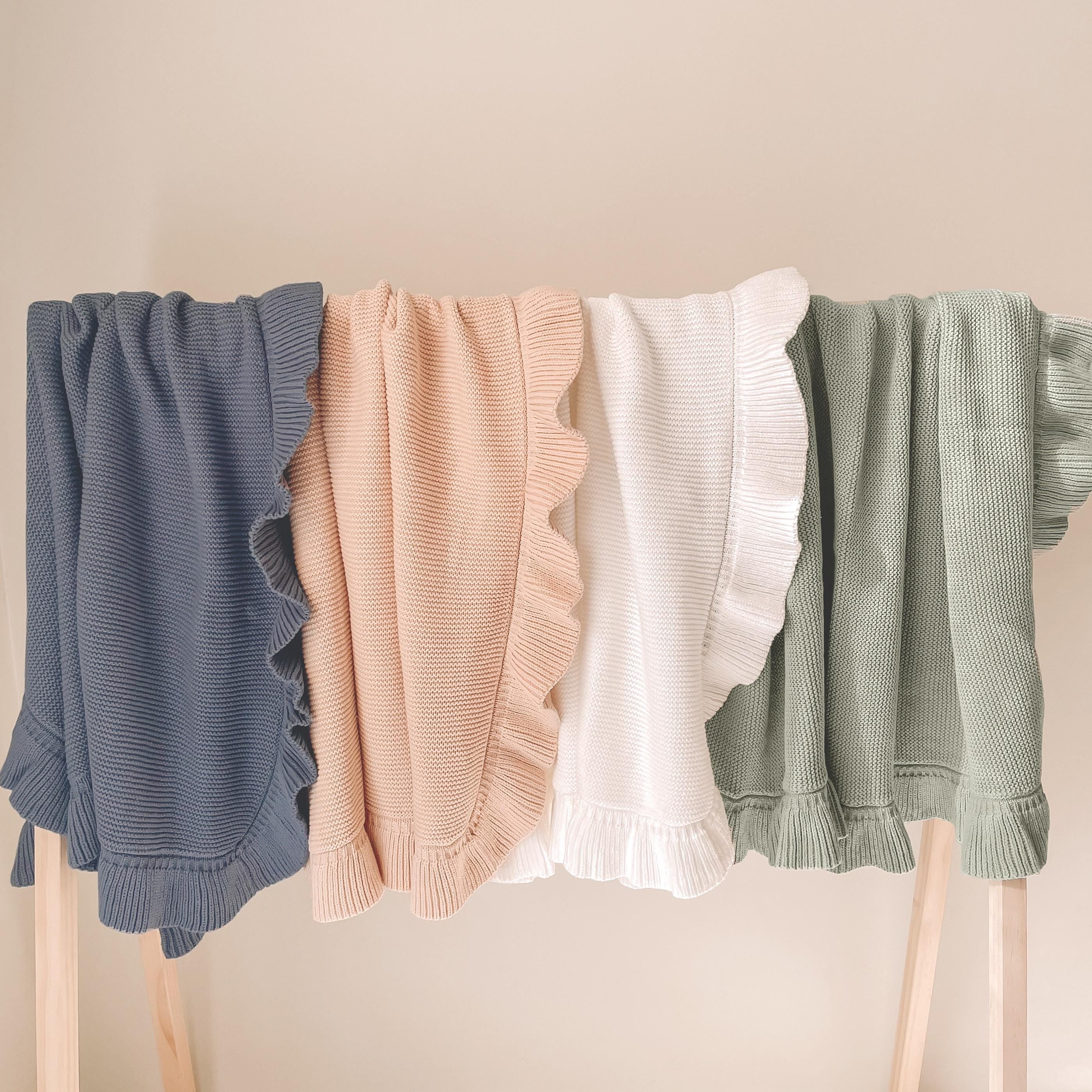 Organic Newborn Gift Set For Baby Shower Gift Box Set Sage Green Nursery Collection Knit Blanket Soft Yarn Accessory Cotton Infant