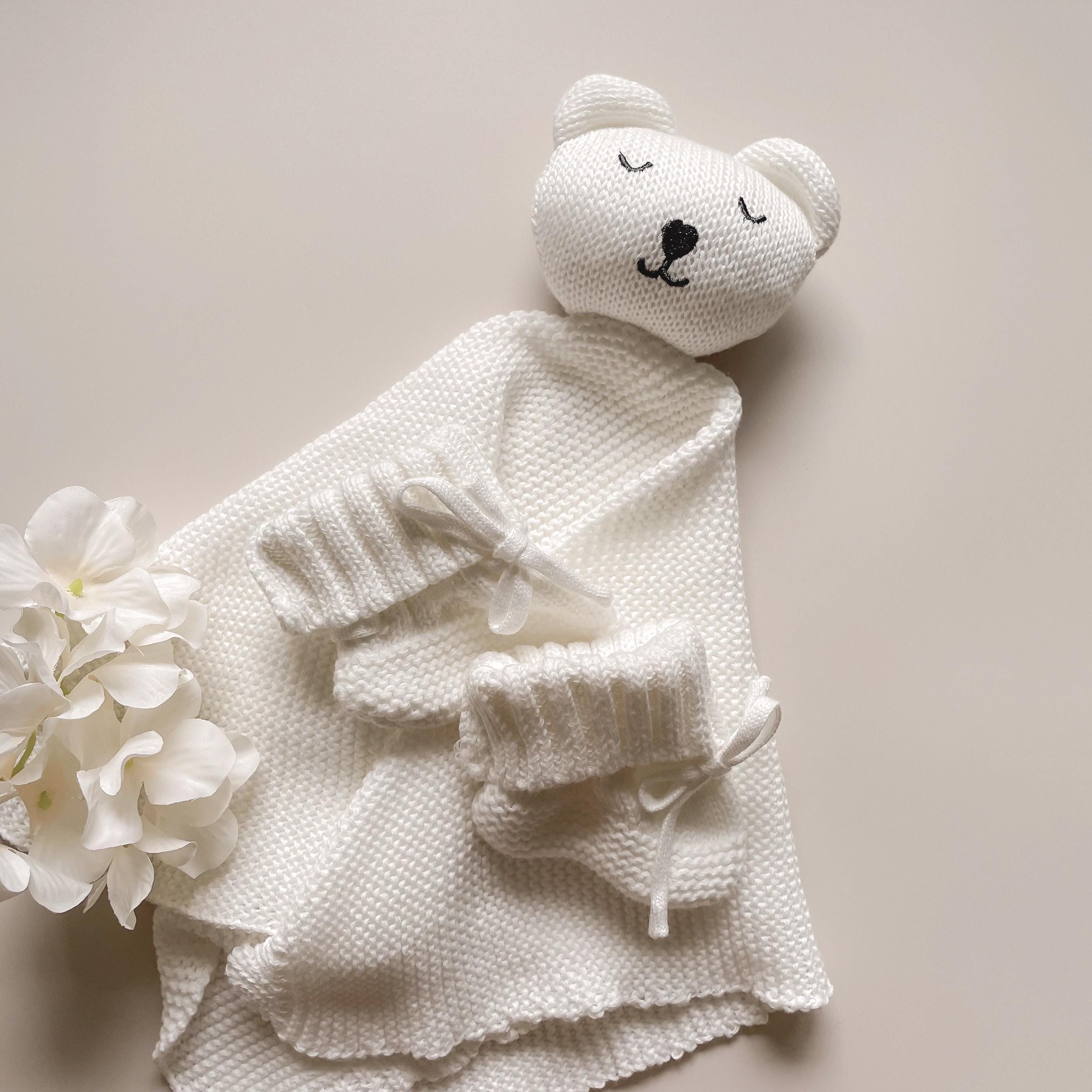 Organic Cotton Knit Baby Gift Set: Bear Comforter & Booties