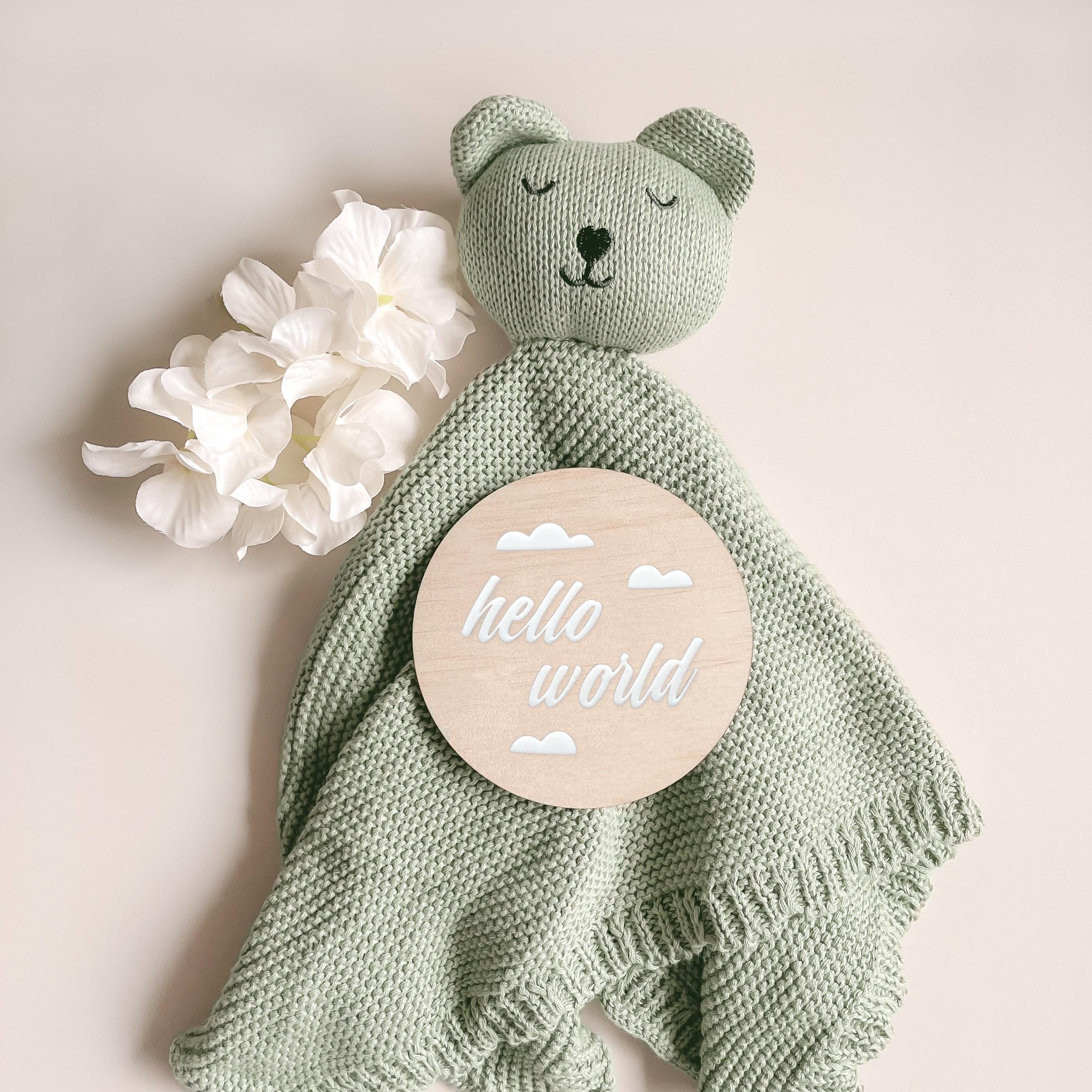 Birth Announcement Plaque, Wooden Photo Prop, New Parent Gift, Baby Shower, Gender Neutral Gift