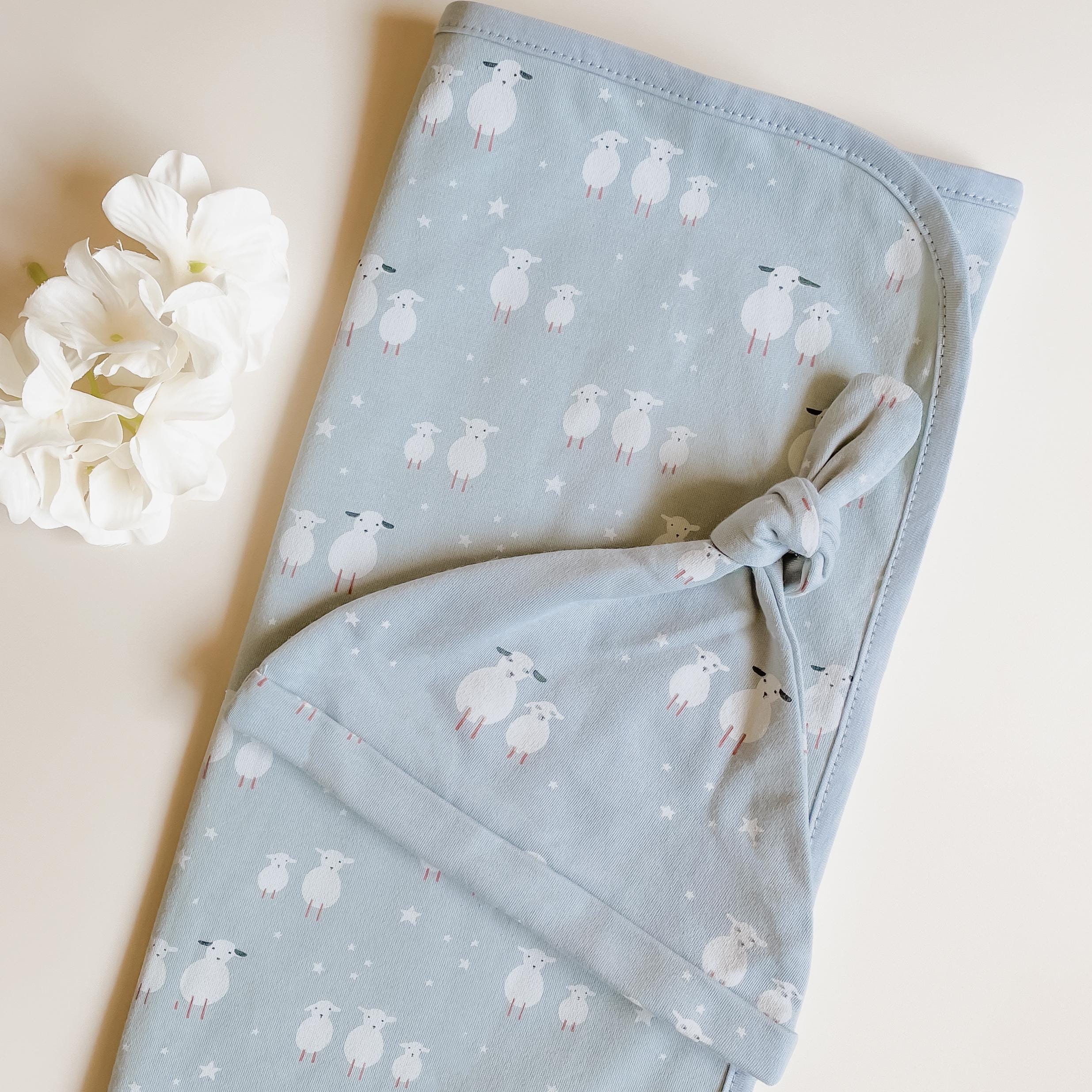 Lamb Print Cotton Swaddle and Beanie Set: Newborn Gift